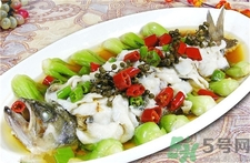 鱸魚的營養(yǎng)價(jià)值 鱸魚的功效與作用
