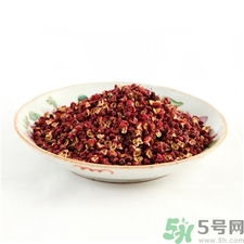 青花椒和紅花椒哪個好?青花椒和紅花椒的區別