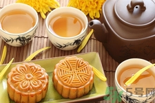 吃月餅可以和什么搭配？吃月餅搭配哪些食物最好？
