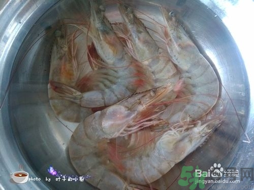 活蝦怎么處理干凈蝦線？活蝦怎么去蝦線？