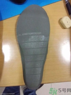 毛毛蟲鞋真假區分 嬰兒耐克毛毛蟲鞋真假區分對比圖