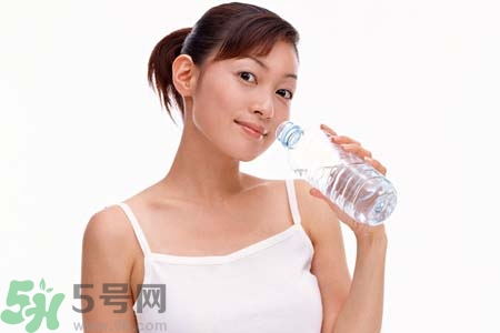 喝水能預防心血管疾病嗎？什么時候喝水對身體最好？
