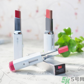 蘭芝雙色口紅哪個顏色好看？蘭芝雙色口紅怎么涂？