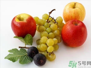 葡萄和蘋果可以一起吃嗎？葡萄和蘋果可以一起榨汁嗎？