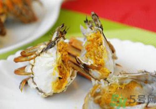 大閘蟹蒸多長時間？沒熟的大閘蟹可以吃嗎？