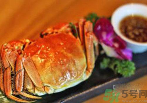 大閘蟹蒸多長時間？沒熟的大閘蟹可以吃嗎？