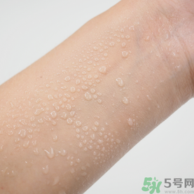 露娜luna氣墊粉底好不好用？luna氣墊bb好用嗎？
