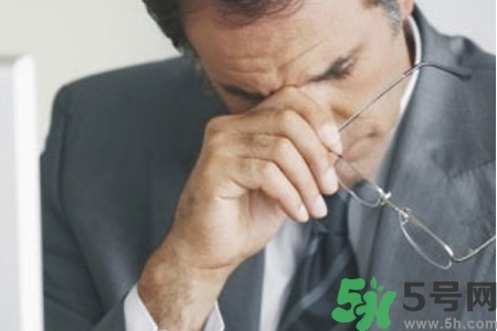 眼睛越揉越癢怎么回事？眼睛越揉越癢怎么辦？