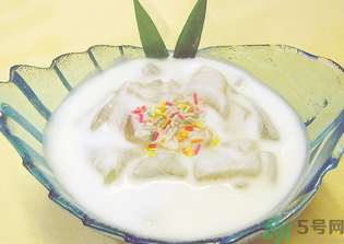柿子和酸奶能一起吃嗎？柿子和酸奶能一起吃會中毒嗎？