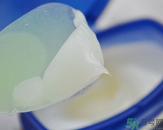 孕婦可以用凡士林嗎？孕婦可以用凡士林潤膚露嗎？