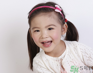小孩能吃柿子嗎？小孩吃柿子好不好？
