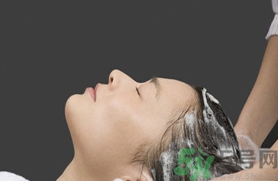 洗頭發掉頭發怎么辦？洗頭發大量脫發怎么辦？