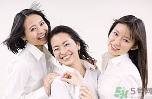 頭發(fā)枯黃稀少怎么辦？頭發(fā)又黃又少怎么辦？