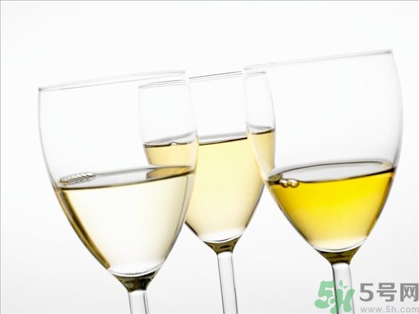 葡萄酒不能和什么一起吃？葡萄酒和什么食物相克？