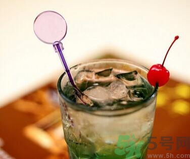 孕婦能喝碳酸飲料嗎？孕婦喝碳酸飲料對(duì)胎兒有影響嗎？