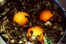 艾葉煮雞蛋有什么作用？痛經(jīng)能吃艾葉煮雞蛋嗎？