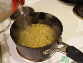 辛拉面是哪個國家的？辛拉面怎么煮好吃？