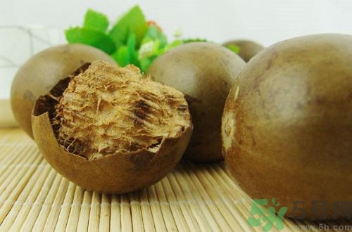 羅漢果發霉了可以泡茶嗎？喝了發霉的羅漢果茶會怎樣？