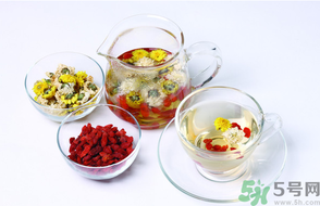 桂花和菊花可以一起泡茶嗎？桂花可以和能一起喝嗎？