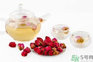 桂花茶和玫瑰花能一塊泡水喝嗎？桂花和玫瑰花一起喝有什么功效？