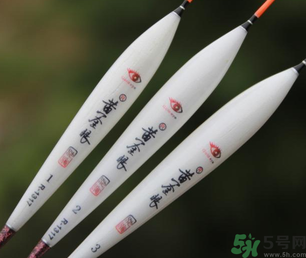 釣鯽魚用什么漂最好？釣鯽魚怎么調漂？