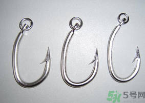 釣鯽魚用幾號(hào)鉤？釣鯽魚用什么鉤型的魚鉤？