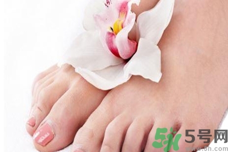 腳趾甲長到肉里怎么辦？腳趾甲長到肉里是什么原因？