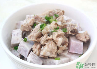 煮排骨用涼水還是熱水？燉排骨用熱水好還是涼水好？