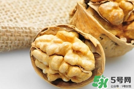 核桃一天什么時候吃最好?吃核桃有啥講究嗎? 核桃一天什么時候吃最好?吃核桃有啥講究嗎?