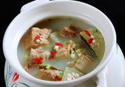 排骨可以和什么一起燉湯？排骨和什么一起燉好吃？