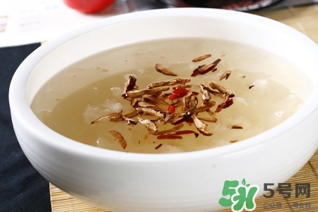 喝銀耳紅棗湯會發胖嗎？晚上吃銀耳紅棗湯長會胖嗎？