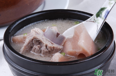 排骨湯可以隔夜喝嗎？隔夜的排骨湯還能喝嗎？