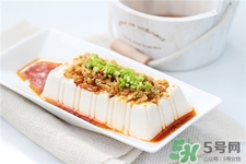 內酯豆腐怎么打開不會碎掉?內酯豆腐怎么取出來?