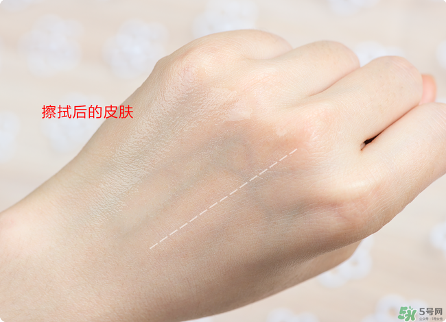 伊詩露櫻桃爽膚水怎么樣？esthe dew櫻桃水好用嗎？