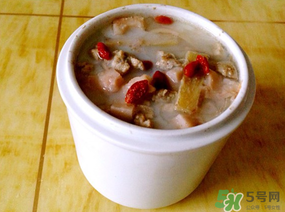 吃完鴨肉可以喝牛奶嗎？鴨肉和牛奶能一起吃嗎？