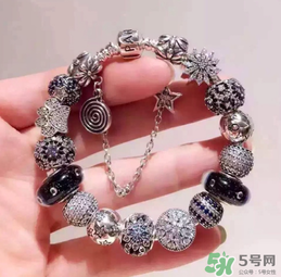 潘多拉的手鐲怎么打開？潘多拉的手鐲怎么帶？