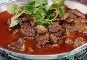 燉牛肉放什么容易爛？牛肉怎么燉好吃又爛？