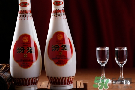 喝白酒不能吃什么菜?四種下酒菜吃不得 喝白酒不能吃什么菜?四種下酒菜吃不得