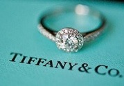 Tiffany和Cartier哪個好？蒂芙尼和卡地亞哪個貴？