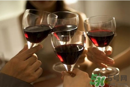 喝白酒后怎么解酒?喝白酒后吃什么解酒最有效? 喝白酒后怎么解酒?喝白酒后吃什么解酒最有效?