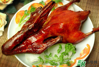 吃烤鴨會(huì)長胖嗎？晚上吃烤鴨會(huì)胖嗎？