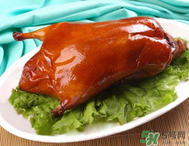 ?烤鴨和柿子能一起吃嗎？吃完烤鴨能吃柿子嗎？