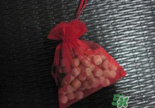 樟腦丸可以用多久？樟腦丸過(guò)期了可以用嗎？