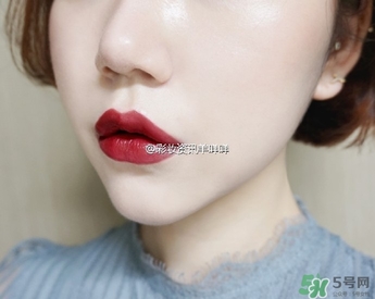 磚紅色是什么顏色？磚紅色口紅試色