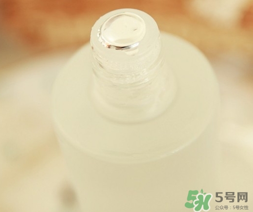 iope天才水和sk2神仙水哪個好?有什么區別?