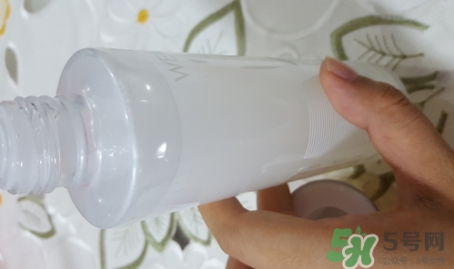 溫碧泉3號水適合什么年齡?什么膚質?