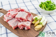 生肉可以用淘米水洗嗎？生肉用淘米水洗干凈嗎？