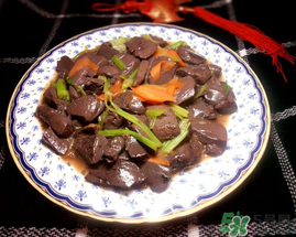 坐月子可以吃羊血嗎？坐月子能吃羊血嗎？