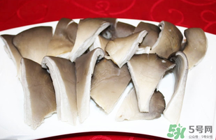 坐月子能吃平菇嗎？坐月子能不能吃平菇？