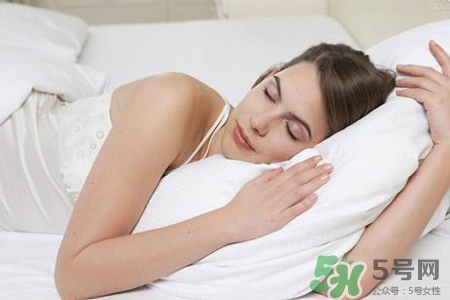 冬天怎么都睡不夠怎么回事？冬天睡眠不好要怎樣調理？